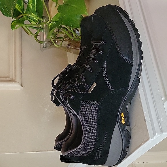 Dansko Paisley Vibram Waterproof Shoe Size 40 - Picture 2 of 9